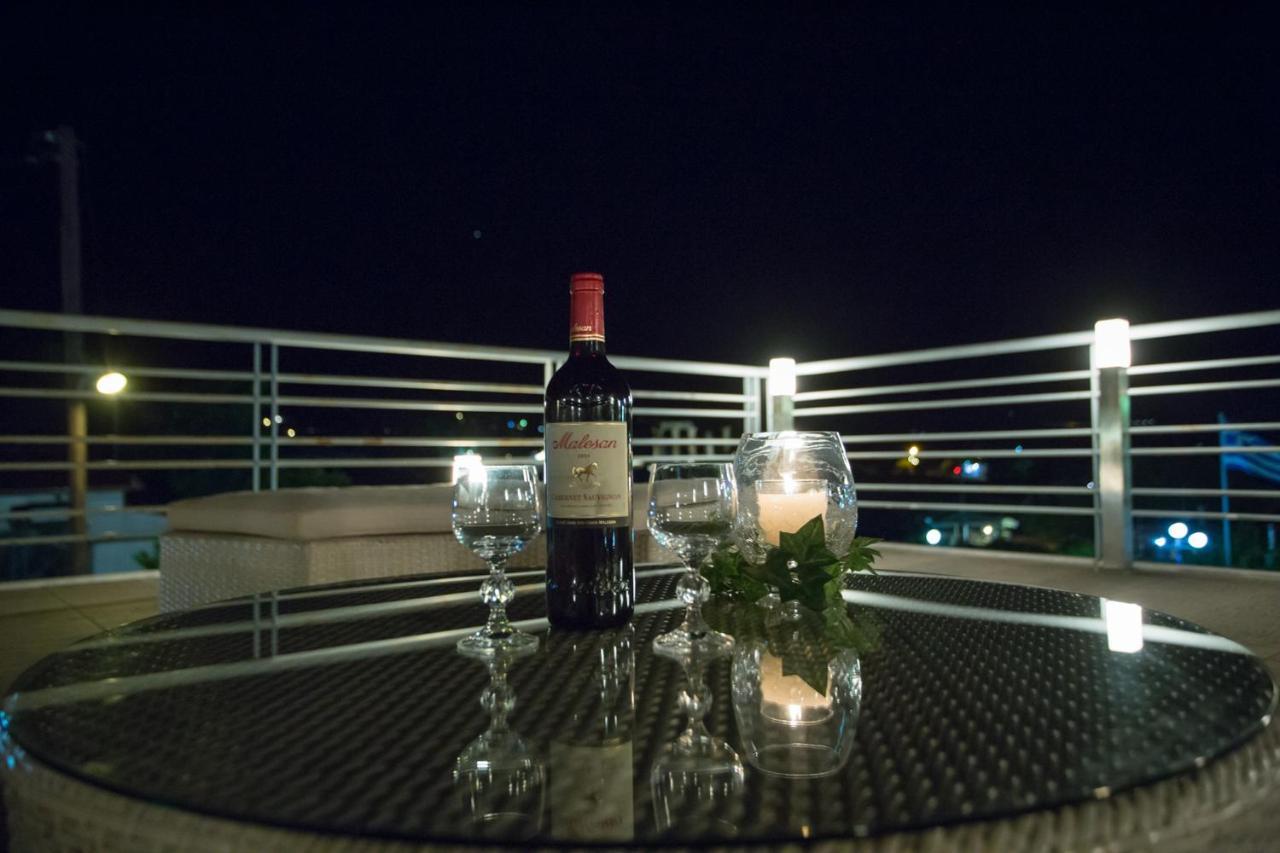Apollonio Upper View Suites Corinth Екстериор снимка