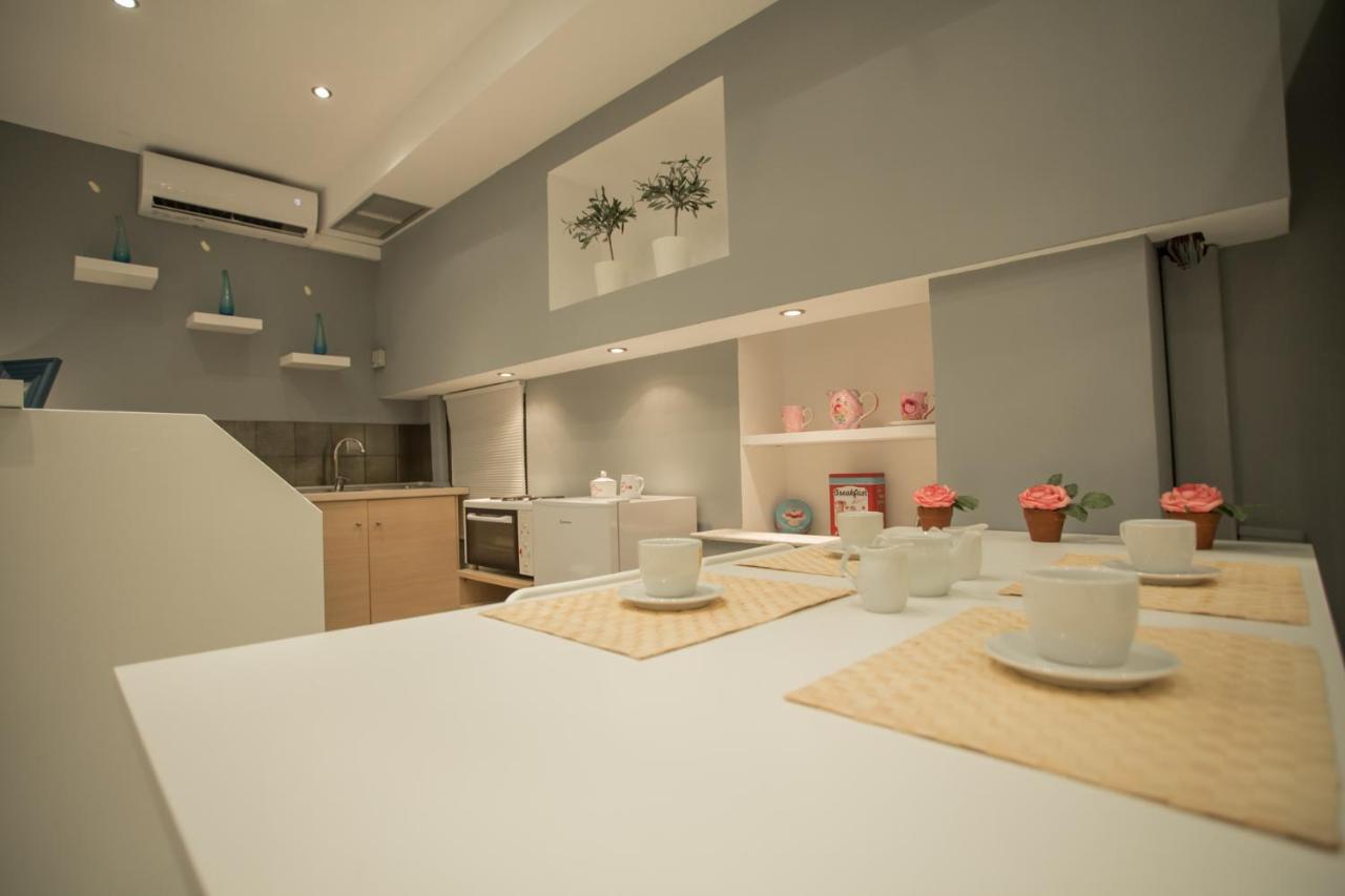 Apollonio Upper View Suites Corinth Екстериор снимка
