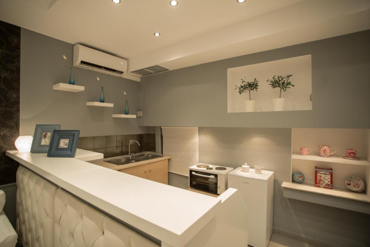 Apollonio Upper View Suites Corinth Екстериор снимка