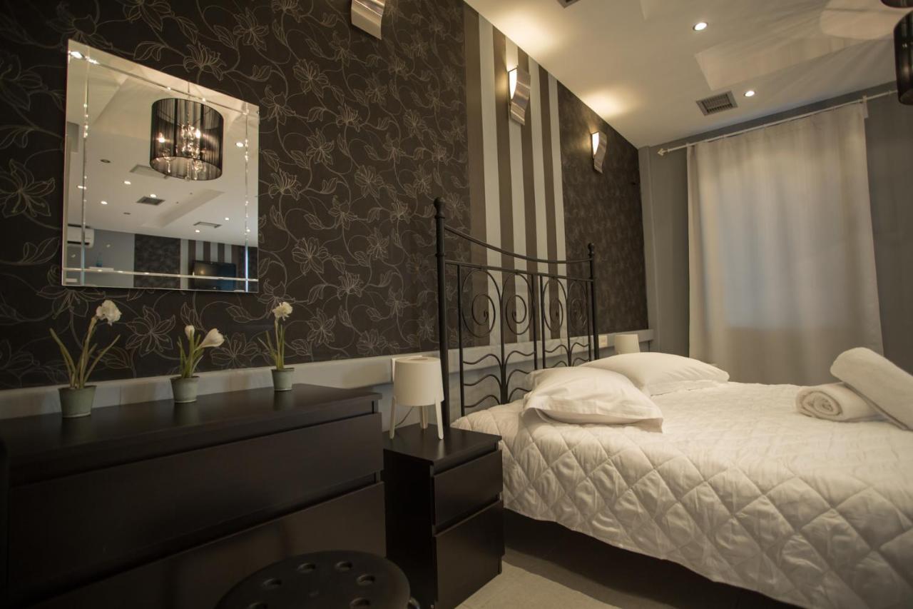 Apollonio Upper View Suites Corinth Екстериор снимка